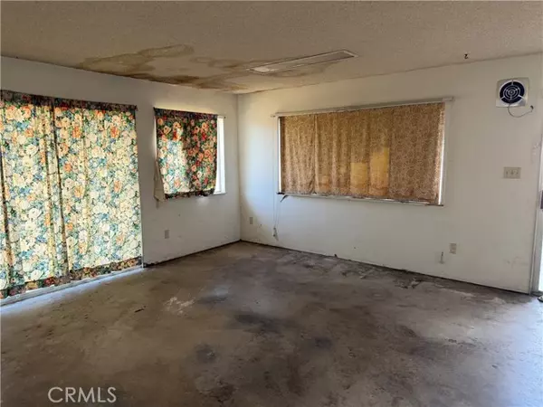 Highland, CA 92346,26662 Fleming