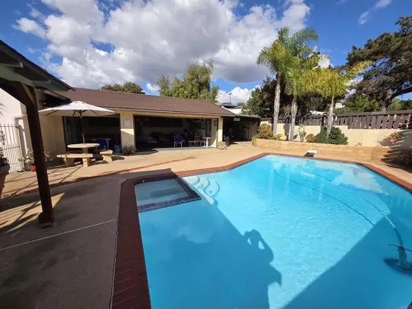 Bonita, CA 91902,3555 FRISBIE ST