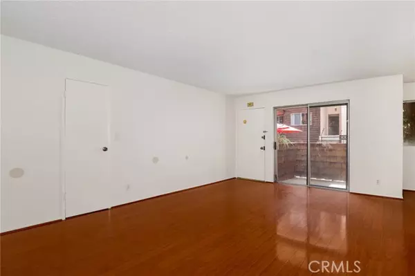 Encino, CA 91316,5403 Newcastle AVE 28