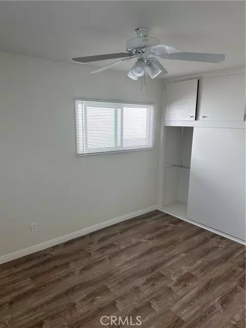 Seal Beach, CA 90740,139 10th 2