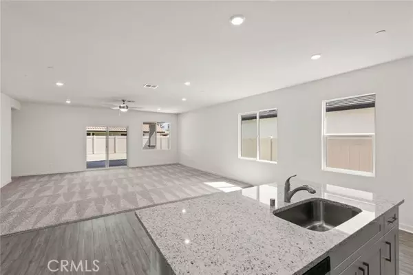 Indio, CA 92201,42486 Aruba CT