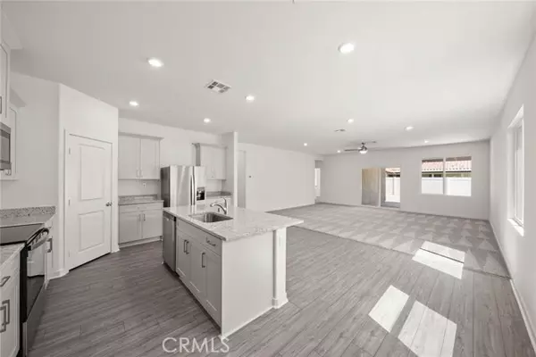 Indio, CA 92201,42486 Aruba CT