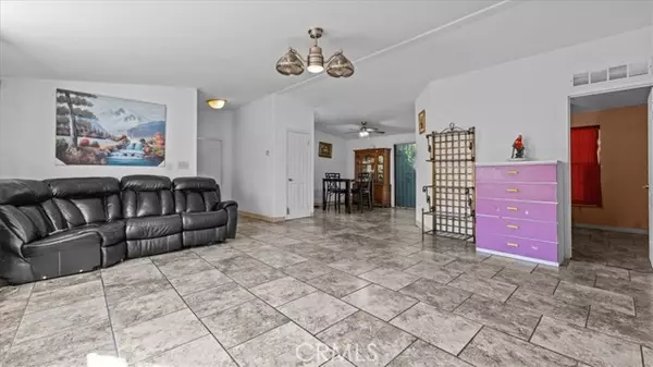 San Jacinto, CA 92583,335 E Mead