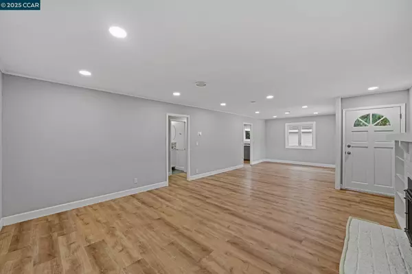 Pleasant Hill, CA 94523,726 Grayson Rd