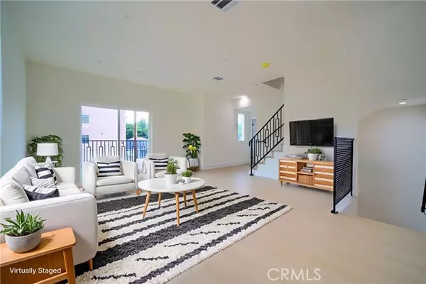 Los Angeles, CA 90042,259 Avenue 54