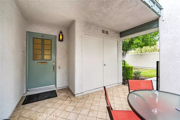 Laguna Woods, CA 92637,2220 E Via Mariposa East H