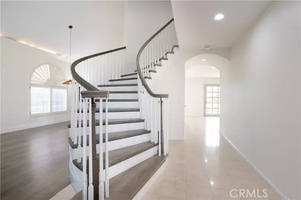 Porter Ranch, CA 91326,12051 Falcon Crest WAY