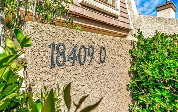 Tarzana, CA 91356,18409 Collins Street D