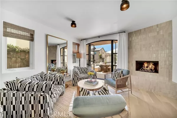 Corona Del Mar, CA 92625,412 Acacia AVE