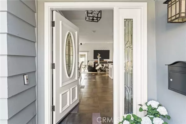 Orange, CA 92867,822 E Lomita AVE