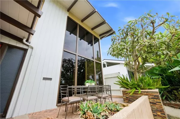 Long Beach, CA 90803,267 Nieto AVE