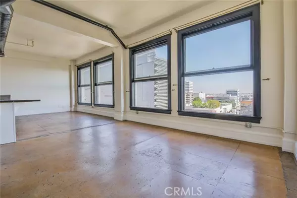 Los Angeles, CA 90012,108 W 2nd ST 803