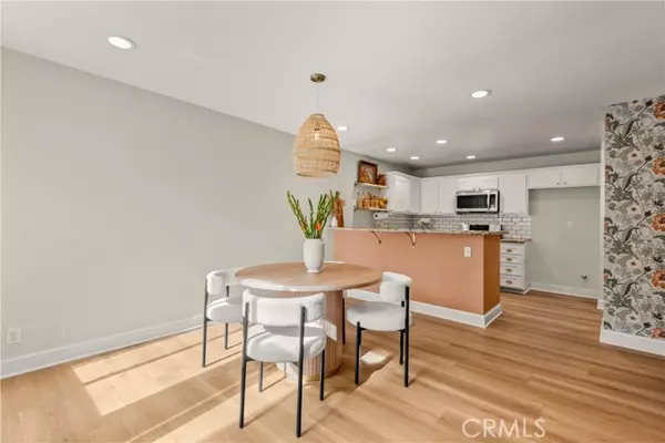 Westlake Village, CA 91362,919 Via Colinas