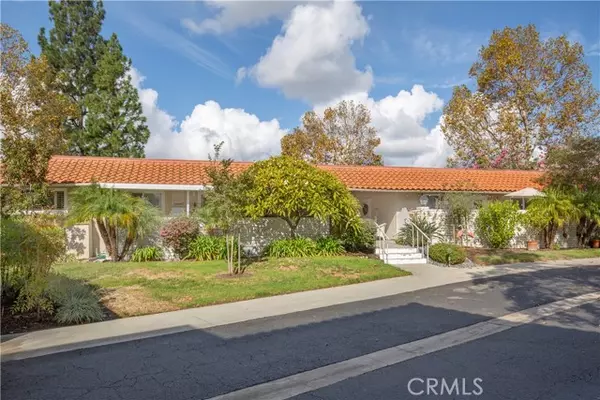 Laguna Woods, CA 92637,815 Via Alhambra Q