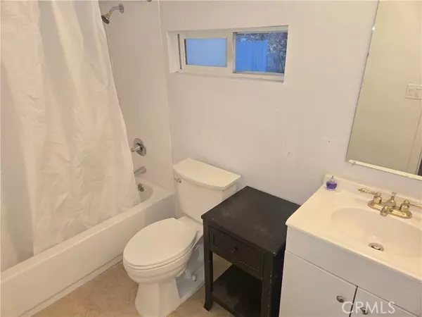 Adelanto, CA 92301,11788 Lee