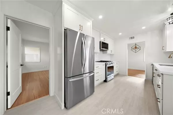 Downey, CA 90241,9314 Via Amorita