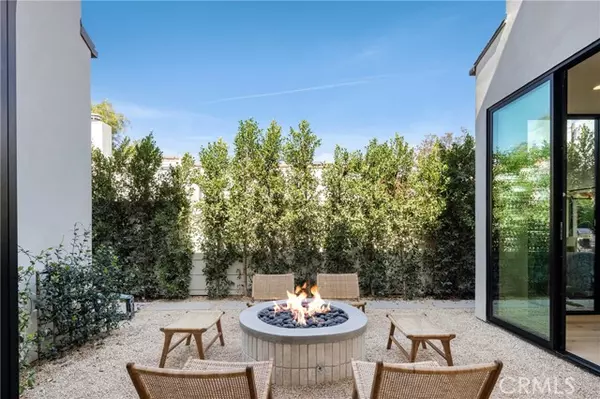 Studio City, CA 91604,4312 Camellia