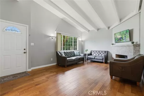 Woodland Hills, CA 91367,22616 Dolorosa ST