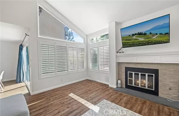 Irvine, CA 92612,164 Stanford CT 82