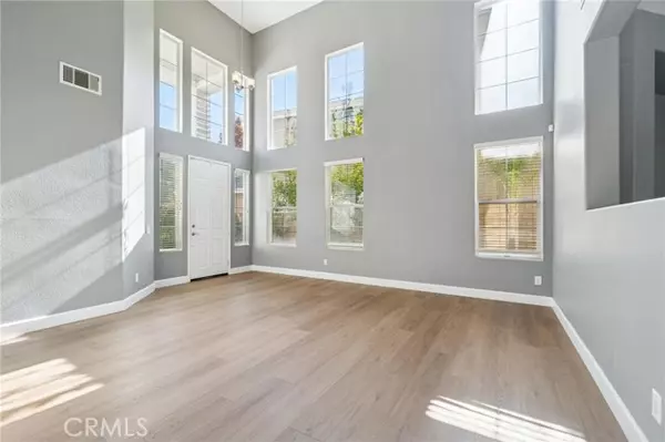 Valencia, CA 91354,27823 Coldsprings