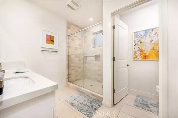 Irvine, CA 92618,126 Sunnyside