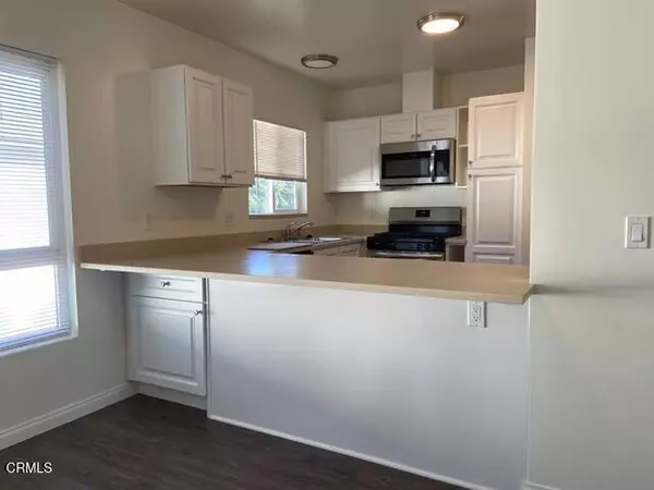 Santa Barbara, CA 93105,3445 Richland DR