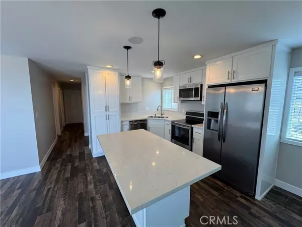 Laguna Beach, CA 92651,222 Arch St. 14