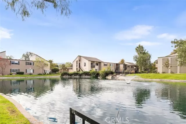 24430 Nicklaus DR L2, Valencia, CA 91355