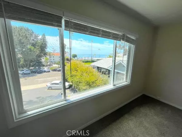 Laguna Beach, CA 92651,270 Cliff DR 9