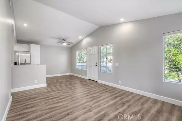 Oceanside, CA 92057,733 Vista Grande