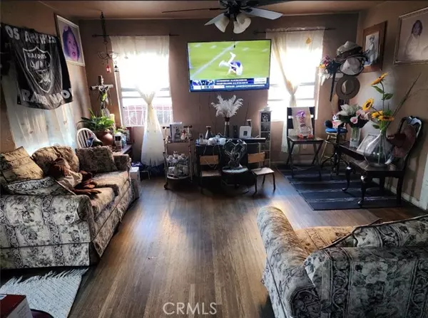 Los Angeles, CA 90033,822 N Fickett