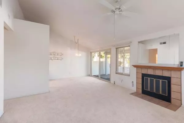 Encinitas, CA 92024,1926 Springdale LN