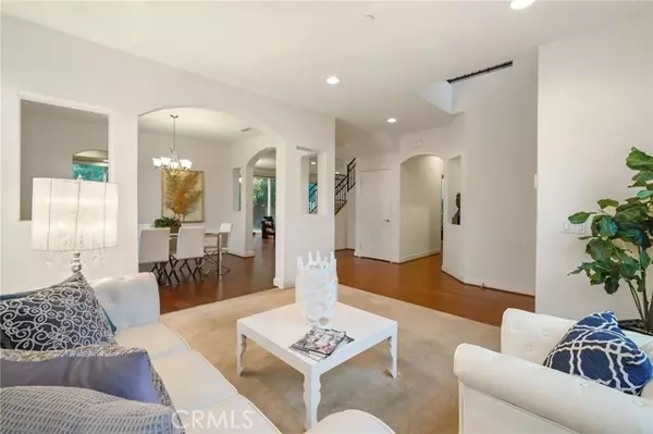 Tarzana, CA 91335,18141 Topham ST