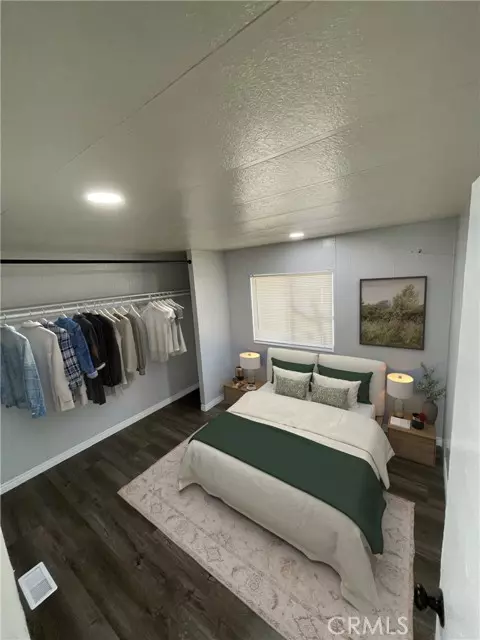 Perris, CA 92570,21701 Perry ST