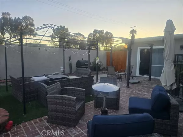 Carson, CA 90746,1038 E Denwall