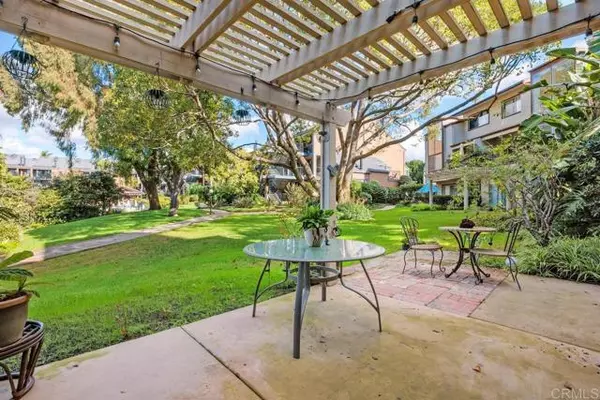 Carlsbad, CA 92008,4020 Layang Layang CIR C