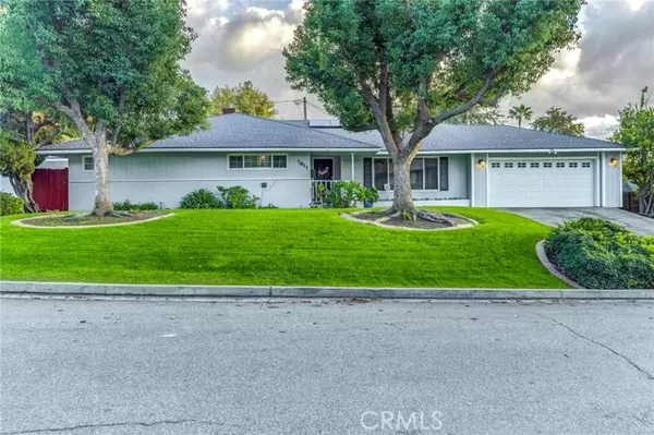 Bakersfield, CA 93306,1811 Country CLB