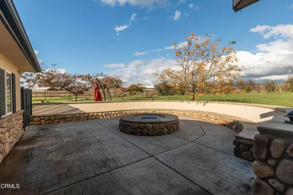 Bakersfield, CA 93308,102 Anna LN