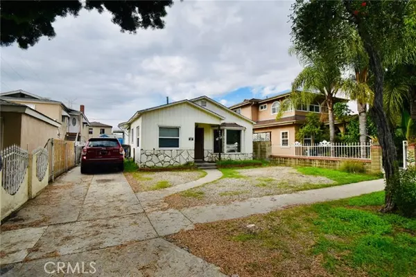 8995 Alexander AVE, South Gate, CA 90280