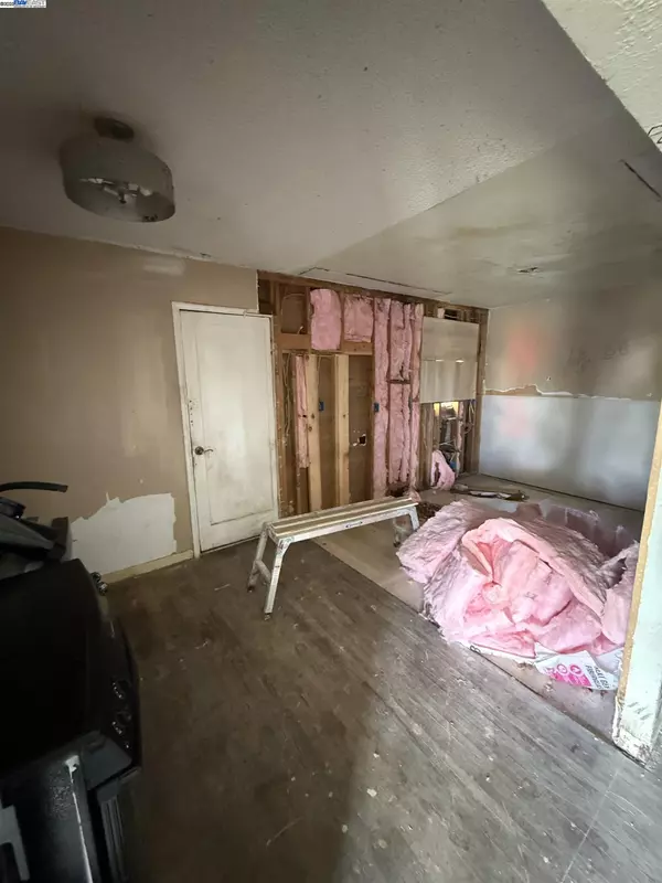 Concord, CA 94521,1567 Glazier DR