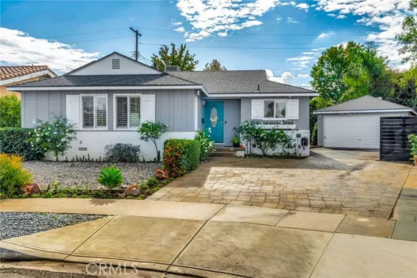 Lake Balboa, CA 91406,17232 Elkwood