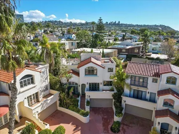 La Jolla, CA 92037,7339 Draper AVE