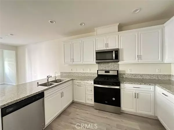 Ontario, CA 91761,2888 E Berry Loop Privado, #45 45