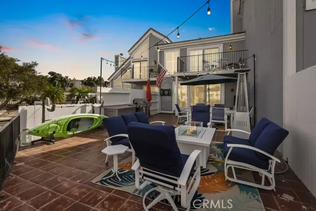 3631 Windspun DR, Huntington Beach, CA 92649