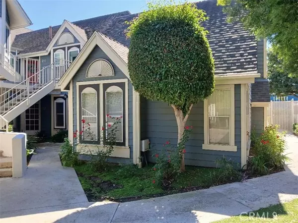 Costa Mesa, CA 92626,810 Baker 112