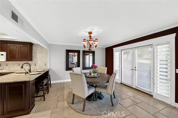 Fullerton, CA 92835,453 Pinehurst CT