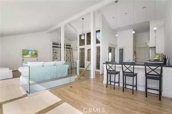 Irvine, CA 92612,14 VIS