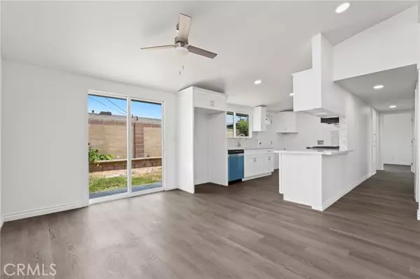 Anaheim, CA 92804,930 S Emerald ST