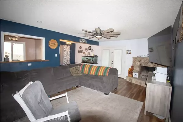 Bakersfield, CA 93308,3504 Timberline