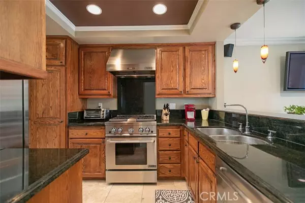 Huntington Beach, CA 92646,18787 Heavenwood CIR